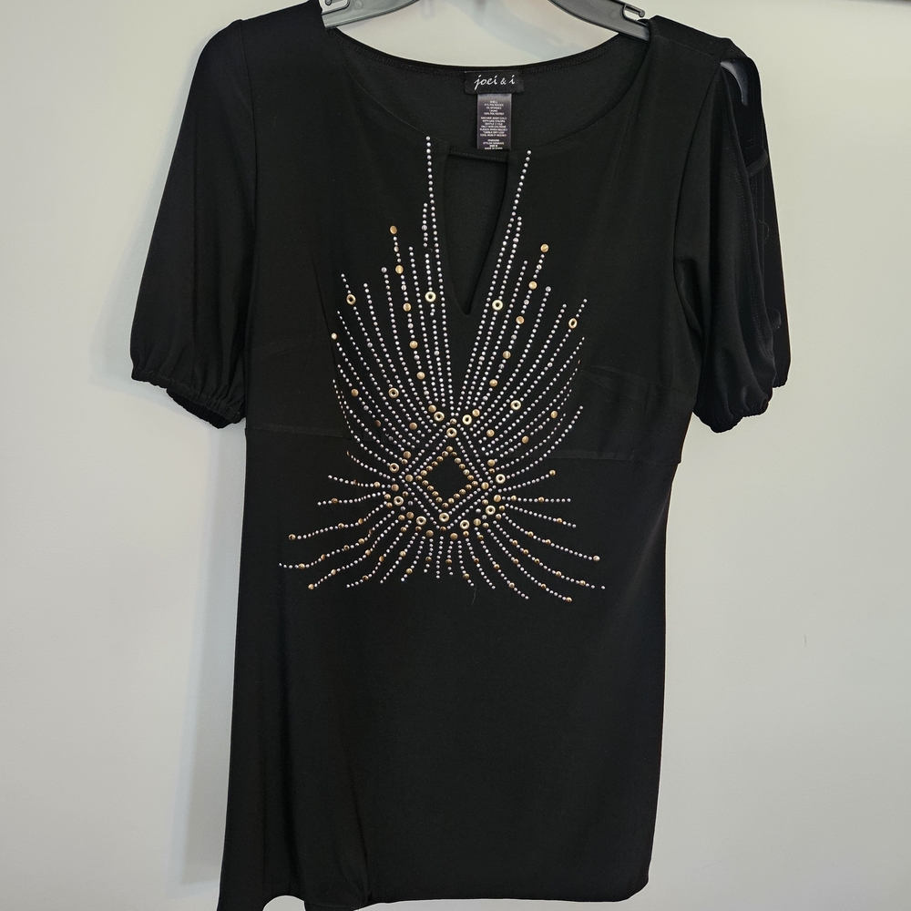 Silver and Black Embellished Short Sleeve Blouse